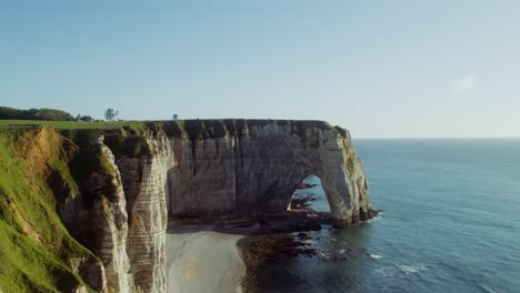 los acantilados de etretat, francia