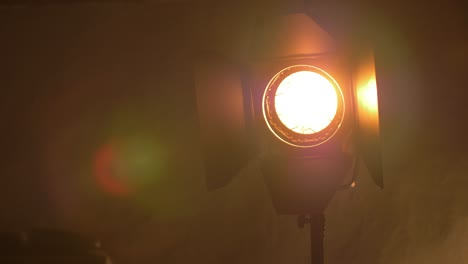 film set light turns on and off