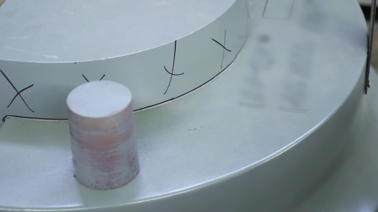 금속 부품의 정밀 제조 검사