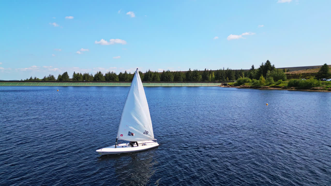 흥미진진 한 보트 경주