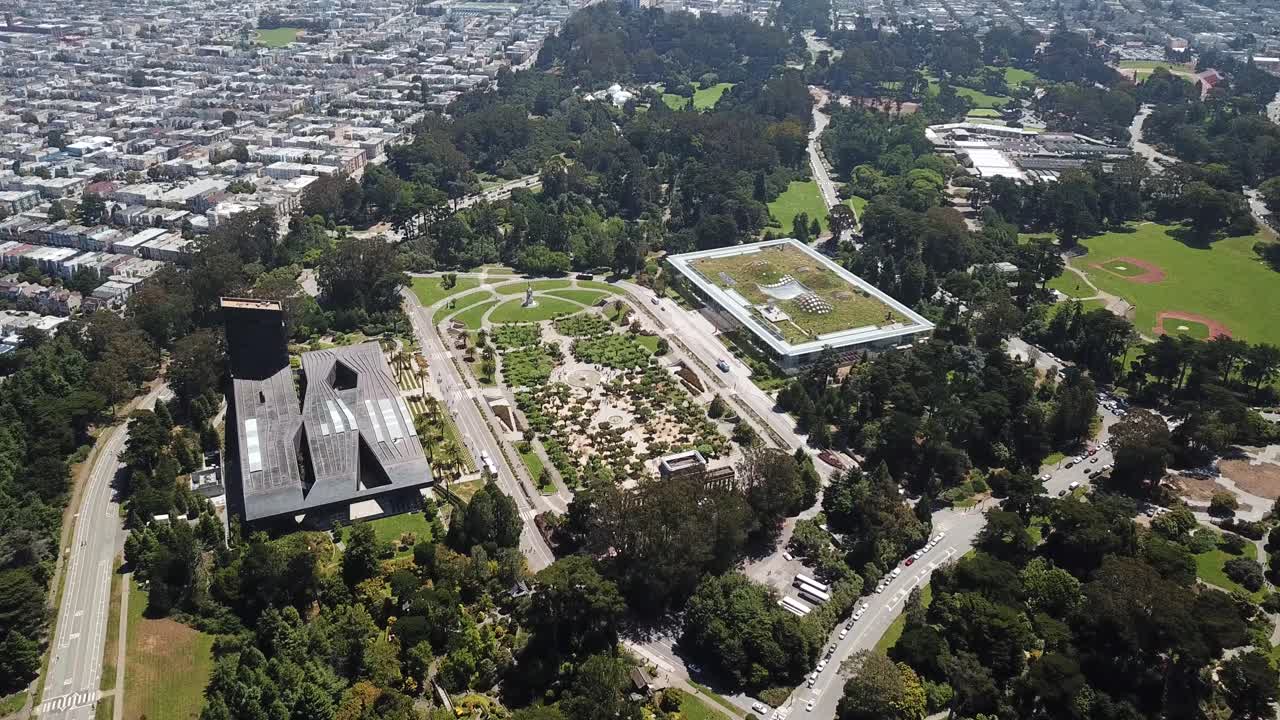 museo de young academia de ciencias de california en golden gate park garden en la ciudad de san francisco cámara avance