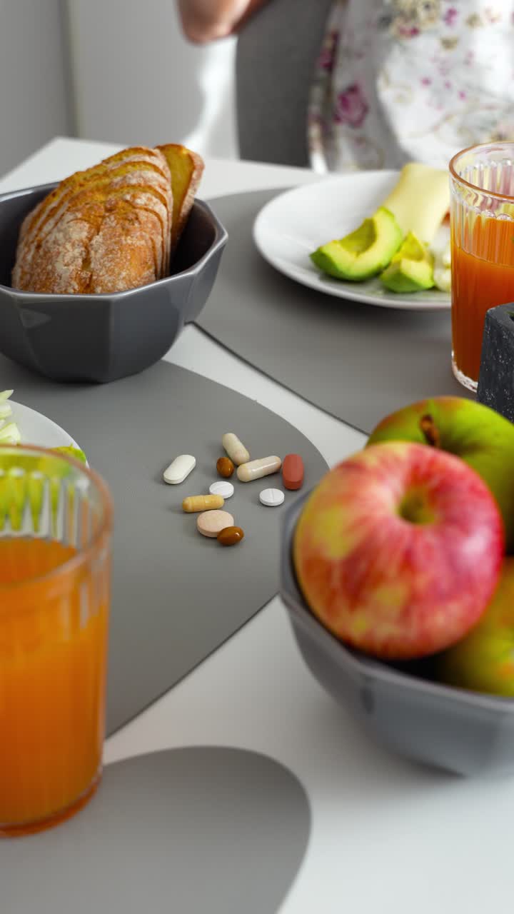 Vitaminas e suplementos alimentares dieta equilibrada para perder peso café da manhã