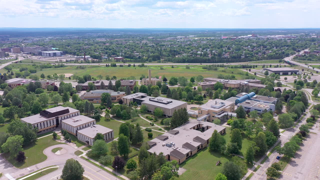 AERIAL: Rising and Rotating Over Université de Moncton Campus