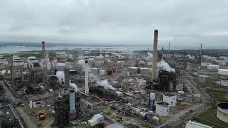 Drone-Inverso-Refinería-De-Petróleo-Fawley-Hampshire-Inglaterra