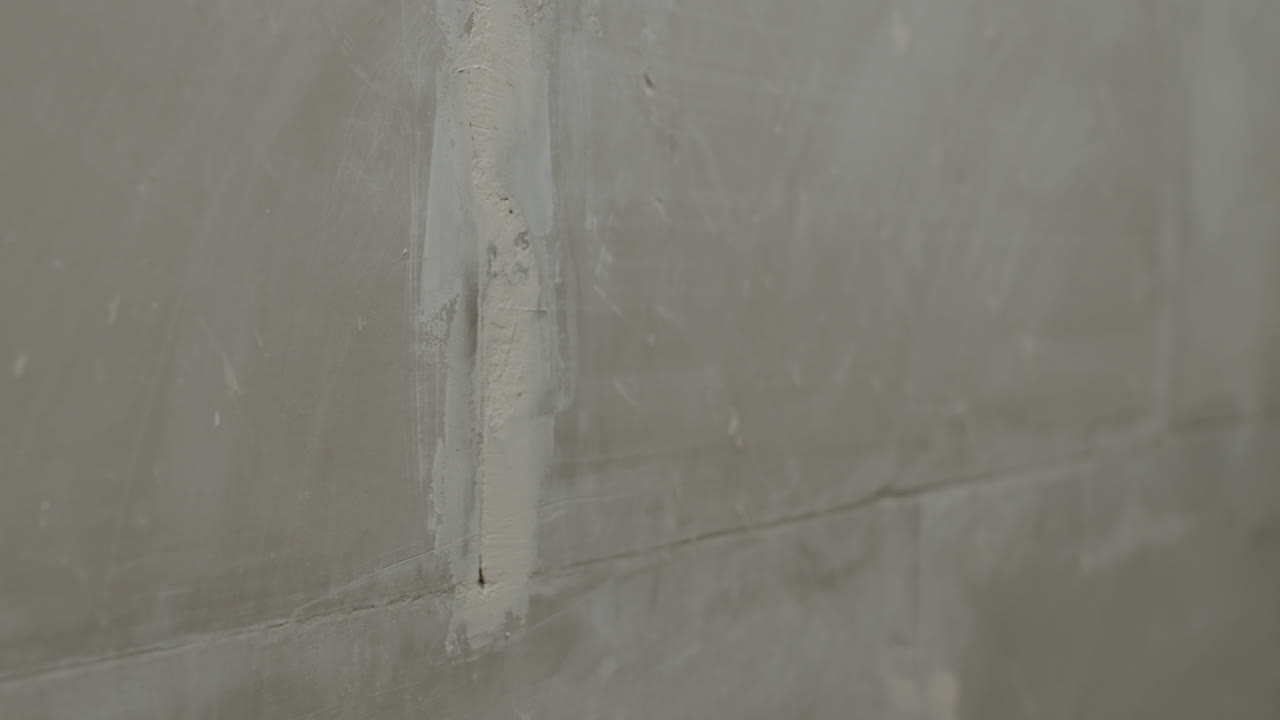 Repairing Cracks in a Wall