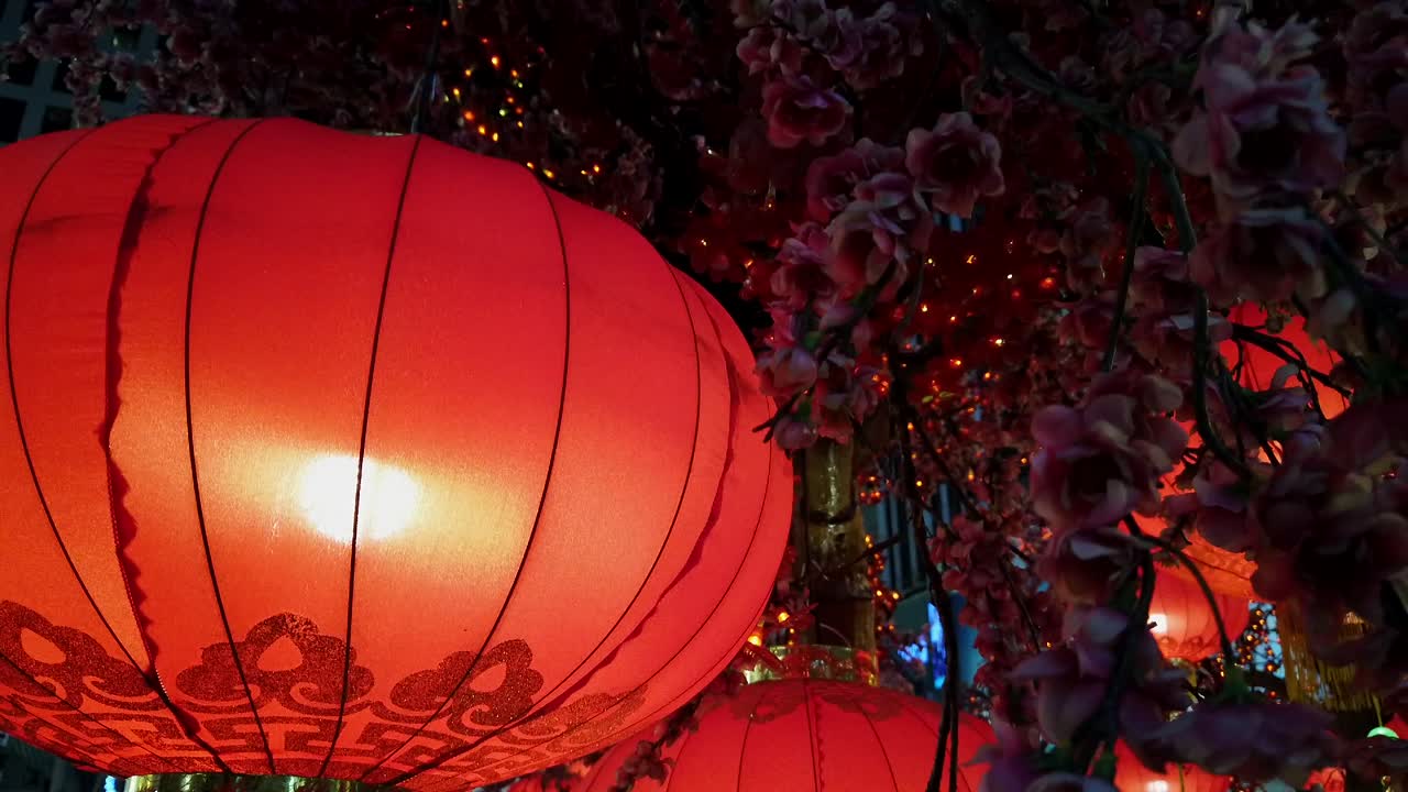 decoraciones de linternas de papel rojo de año nuevo chino con árboles de sakura-2