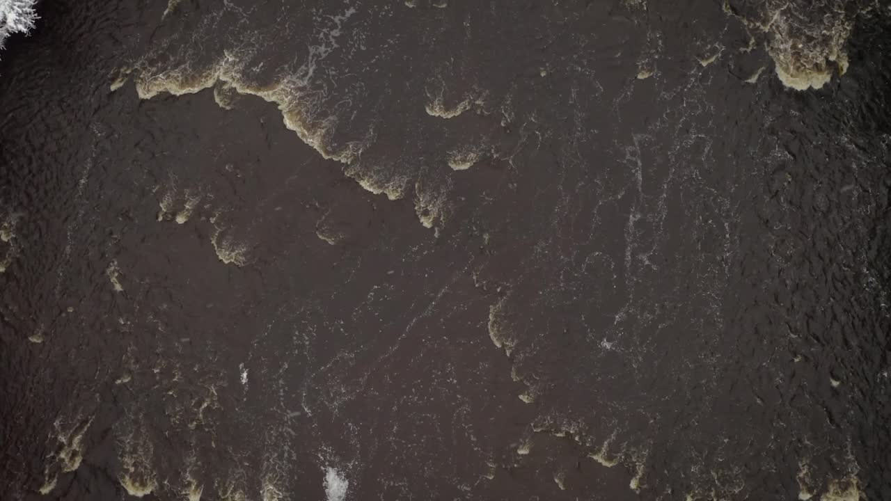 tahquamenon 폭포 주립 공원의 겨울 공중