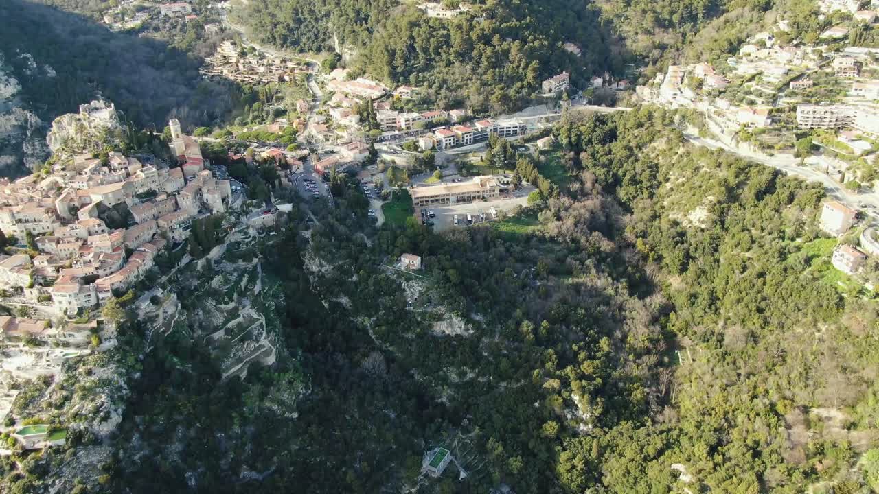 luftaufnahme des berges