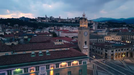 Centro-De-La-Ciudad-Baja-De-Bergamo-Al-Atardecer