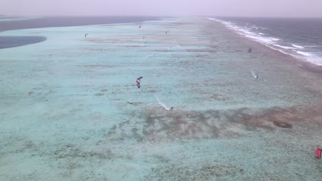 Kite-surfers-in-action-enjoying-the-clear-water-of-the-Coral-reef-at-Los-Roques