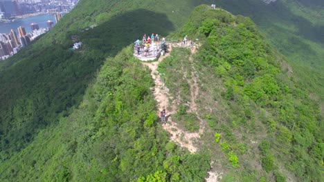 la belleza épica de la vista desde el alto oeste del pico, mirando hacia el sur de hong kong.