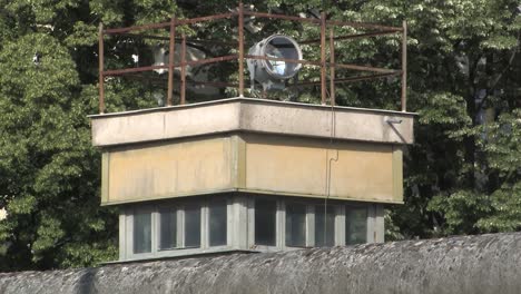 Medium-shot-of-watch-tower-of-Berlin-Wall-Memorial-at-Bernauer-Straße-in-Berlin,-Germany