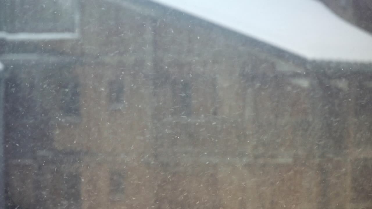 겨울에 발 토렌스 스키 리조트에 눈이 내리는 눈보라