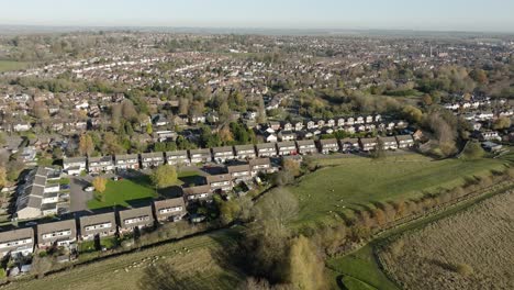 Reino-Unido-Otoño-Suburbios-De-La-Ciudad-Vista-Aérea-Mercado-Harborough-Leicestershire