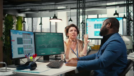 vertical video woman team leader being exasperated due to work pressure and chaos
