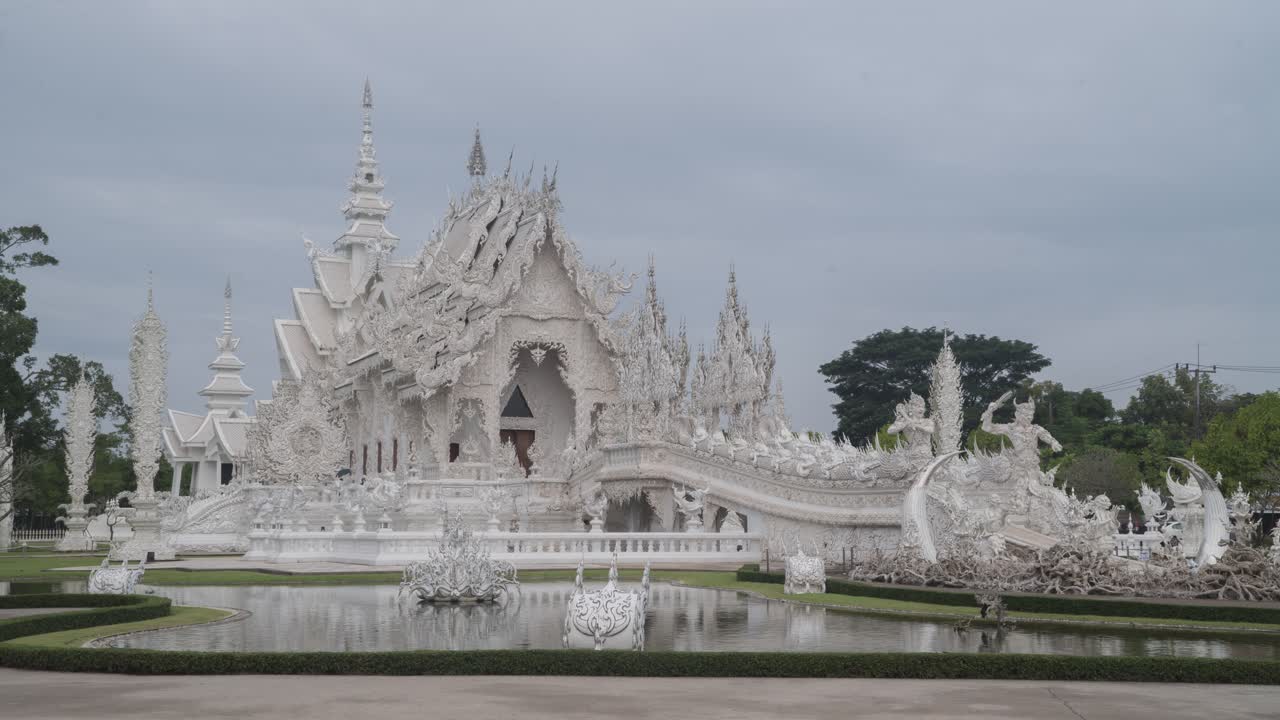 White Temple (Wat Rong Khun) in Thailand