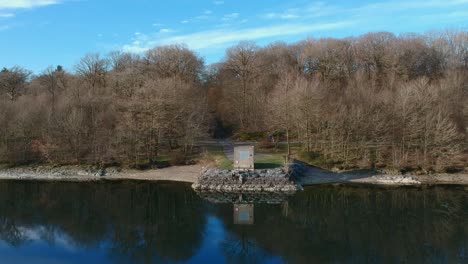 beautiful landscape reflecting on a lake