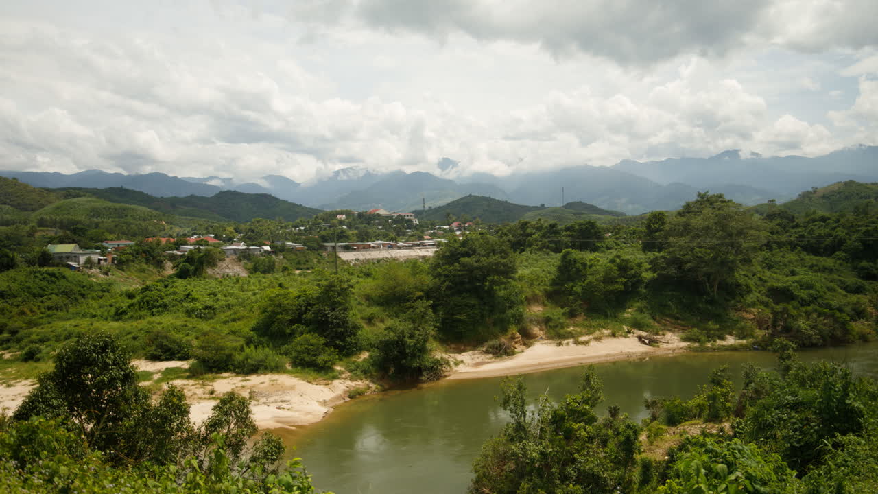Time Lapse of the River in Lam Dong (Vietnam)