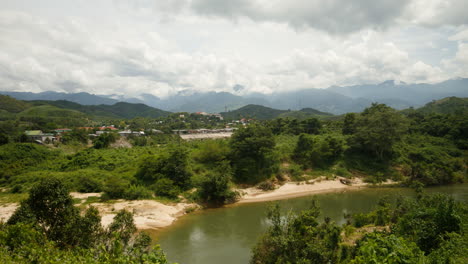 time lapse of the river in lam dong (vietnam)