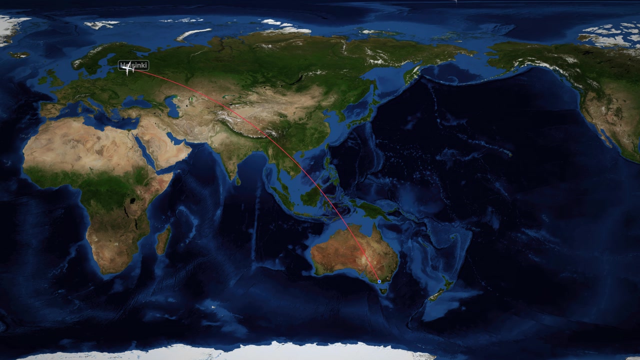 Un'icona di aereo segue una linea rossa su una mappa del mondo da Melbourne a Helsinki.