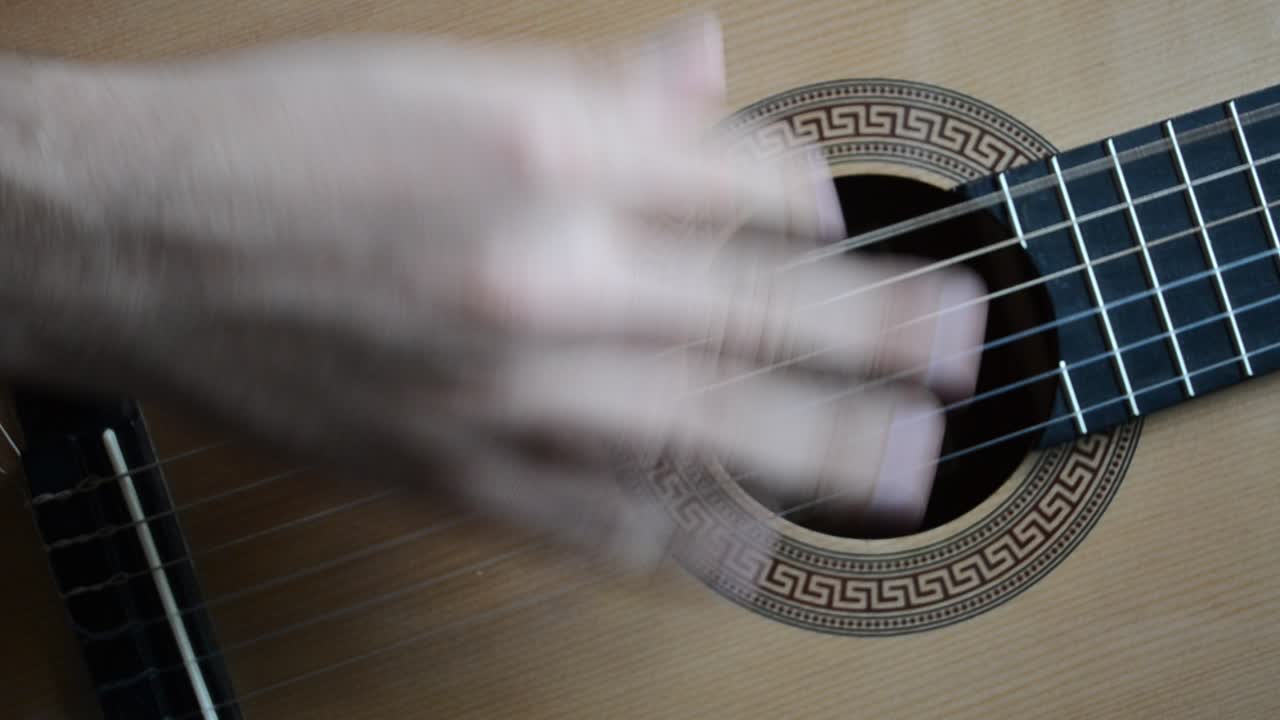 Chitarra. Suonare la chitarra