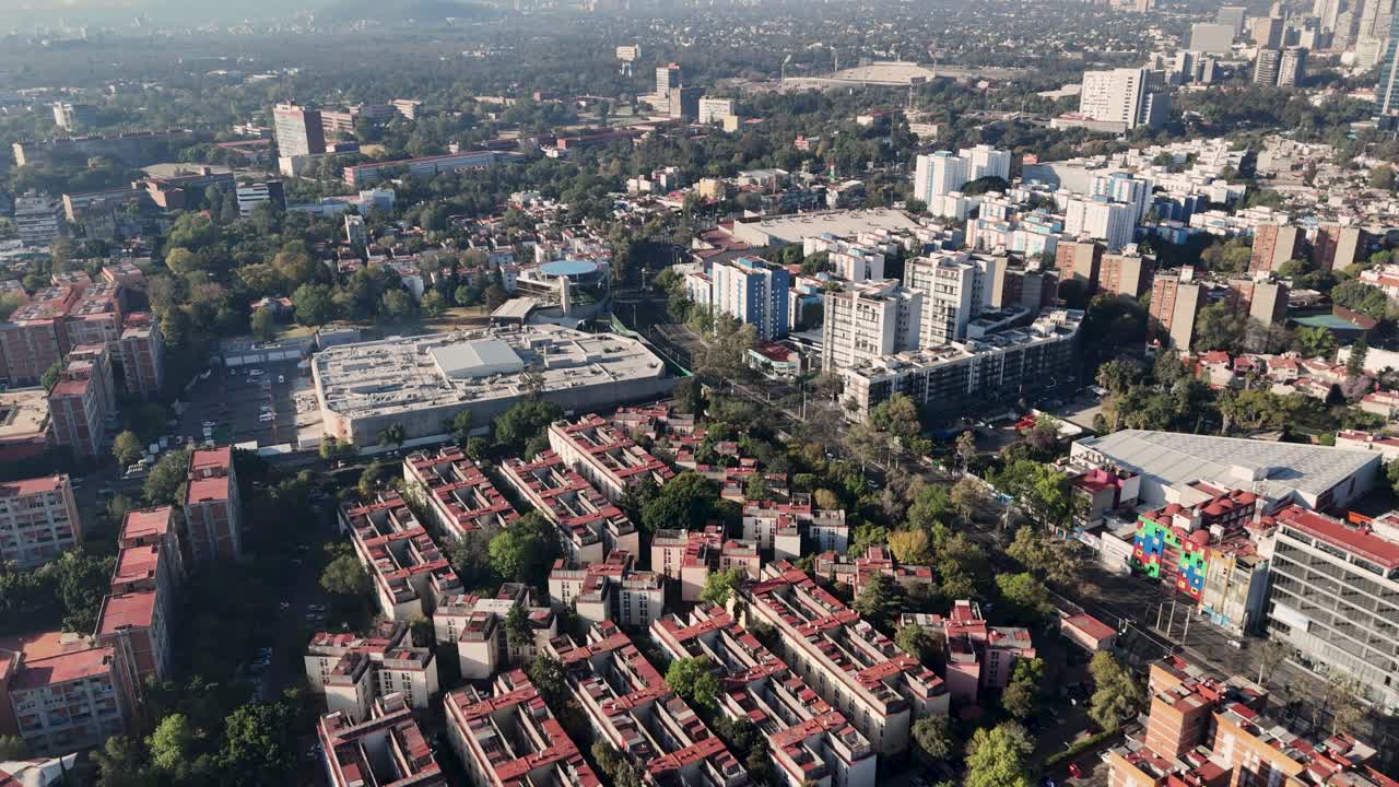 Coyoacan, Meksika Şehri'ndeki yerleşim bölgelerinin yüksek çözünürlüklü havadan çekimleri.