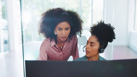 call center, coaching and computer with women