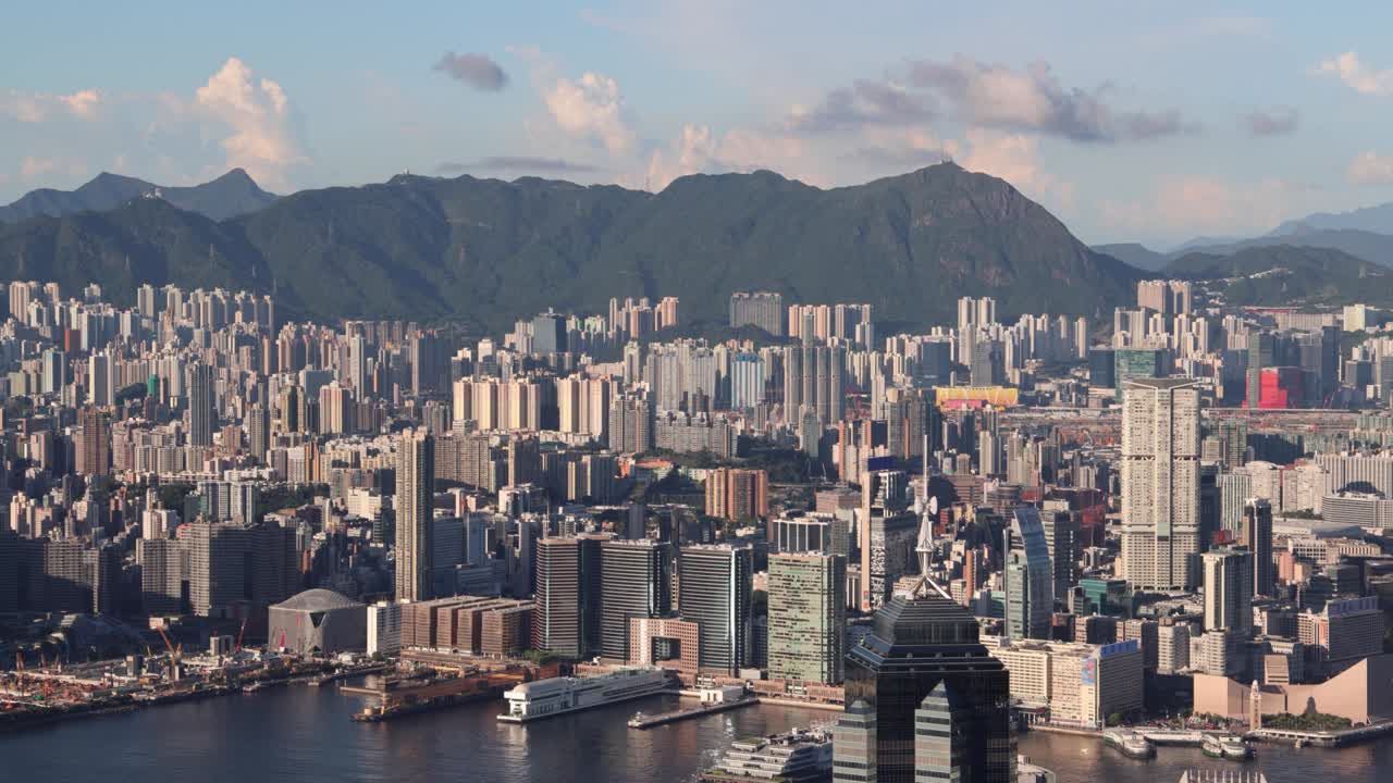 4 de septiembre de 2021 el horizonte de la ciudad de hong kong desde el pico
