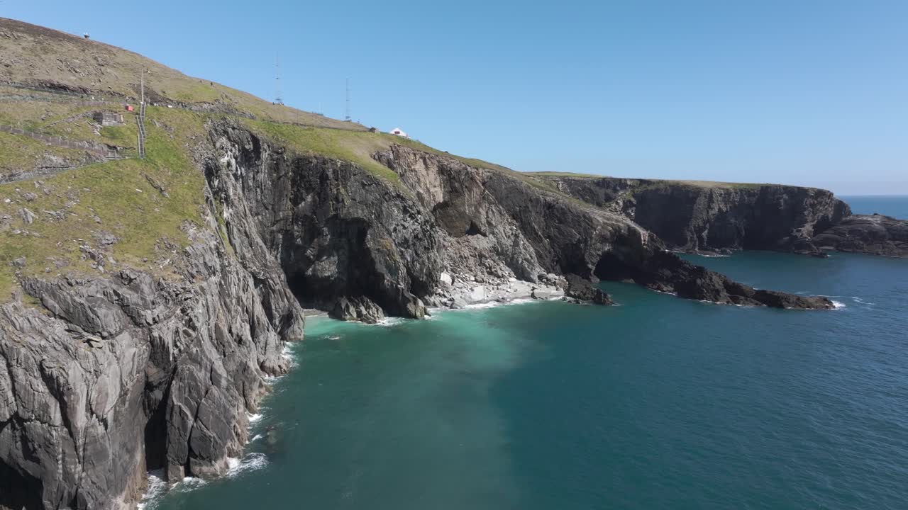 la costa oeste fue filmada por un dron de 4k.