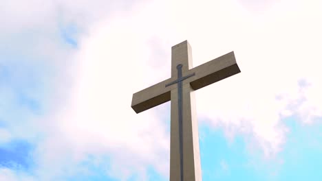 Das-Mount-Macedon-Memorial-Cross-Ist-Ein-Denkmalgeschütztes-Kriegsdenkmal-In-Victoria-Australia-Mit-Dynamischen-Wolken,-Die-Sich-Schnell-Im-Hintergrund-Bewegen