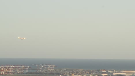 Plane-close-to-landing-in-Barcelona-Spain