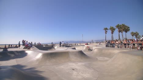 Skatepark-Am-Strand-Von-Venedig