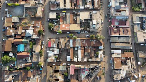 Kibera-Luftdrohne-Slum-Nairobi-Kenia-Nachbarschaft-Schmutzige-Verschmutzung-Abwassersystem-Afrika-Residenz-Berühmt