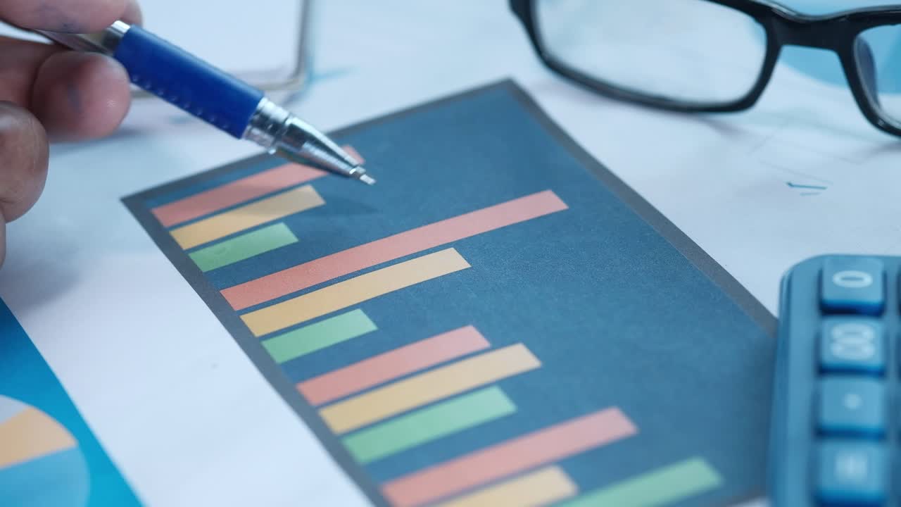 análisis empresarial y presentación de datos