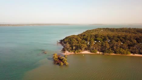 Sonnenuntergang-Auf-Der-Insel-Coochiemudlo-In-Australien,-Queensland