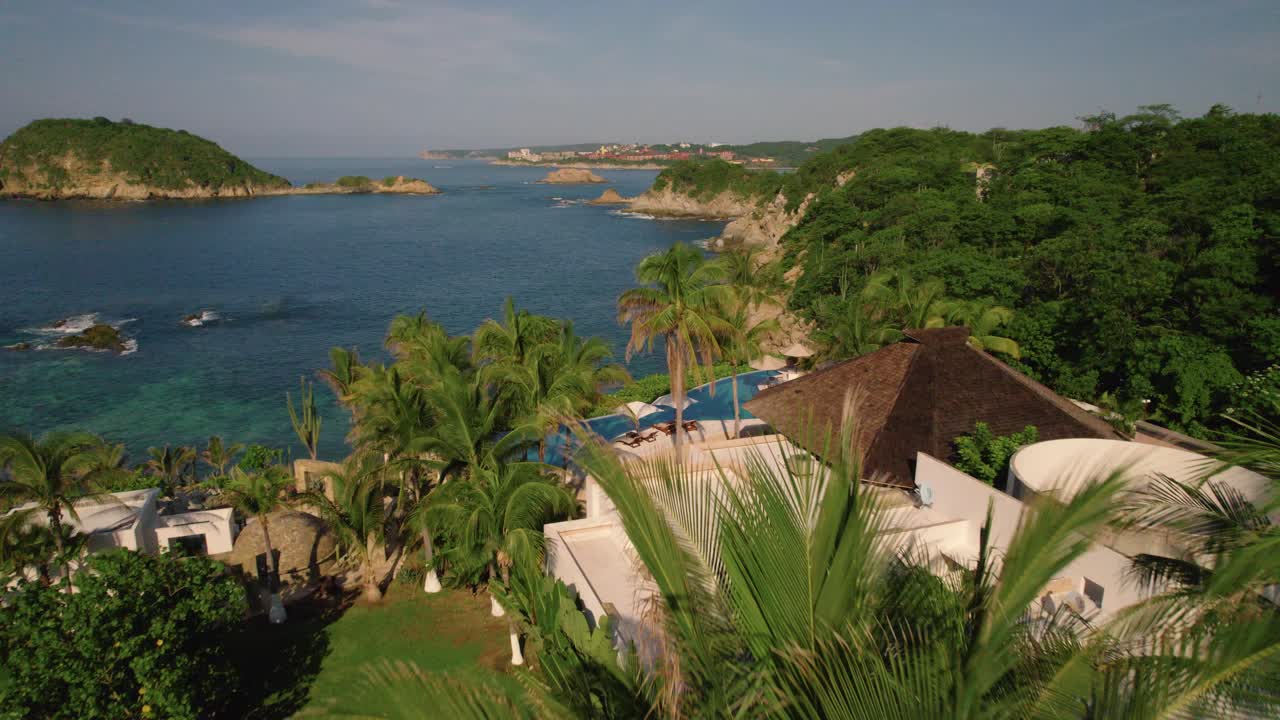 Aerial bird's eye view of hotel in Huatulco area