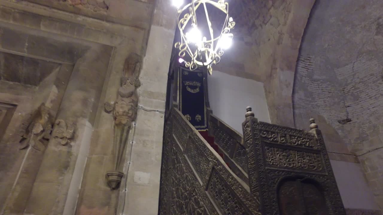 interior de la gran mezquita y hospital de sivas divrigi (sivas divriği ulu camii)