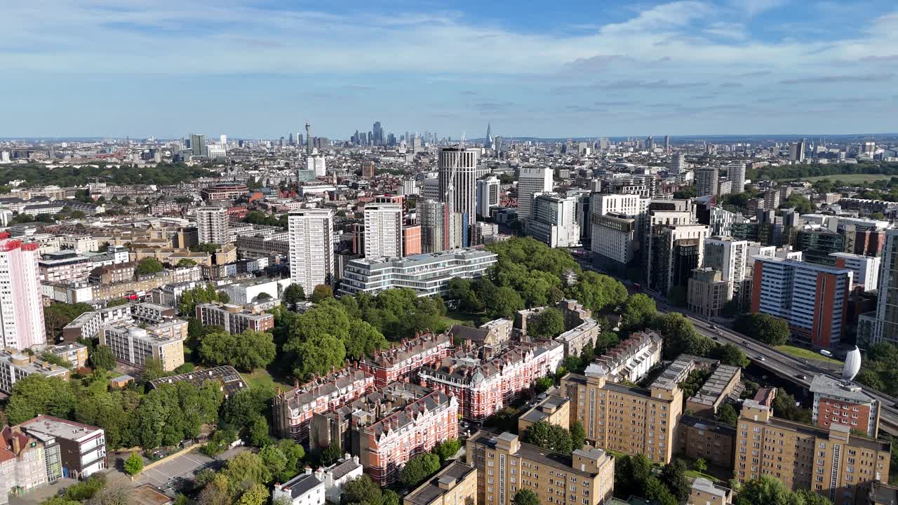 패딩턴 런던 웨스트웨이 로드 영국, 상승하는 드론, 공중