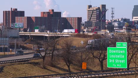 Autobahnen-Kreuz-Und-Quer-Durch-Louisville,-Kentucky