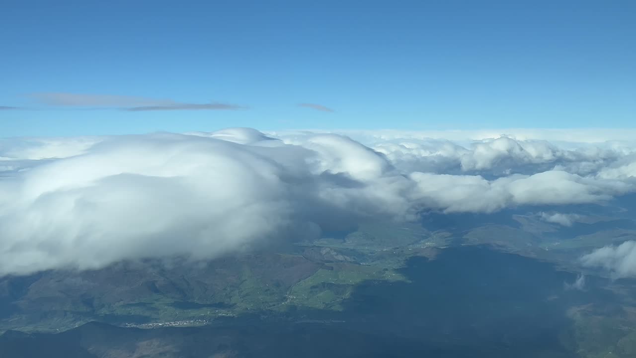 제트기 조종석에서 찍은 독점 사진
