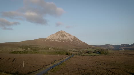 montaña en la república de irlanda