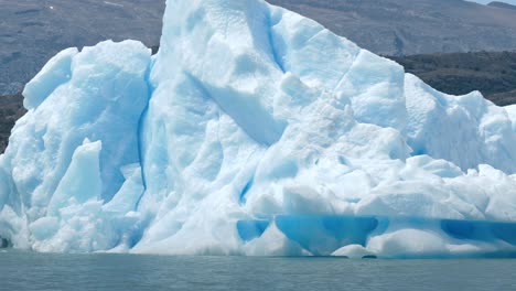 Lago-Argentino-Ist-Der-Größere-Und-Südlichste-In-Der-Argentinischen-Patagonien