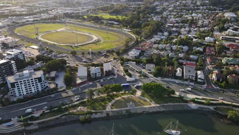 traffic driving at kingsford smith drive near albion park paceway - racecourse in albion, brisbane, qld, australia