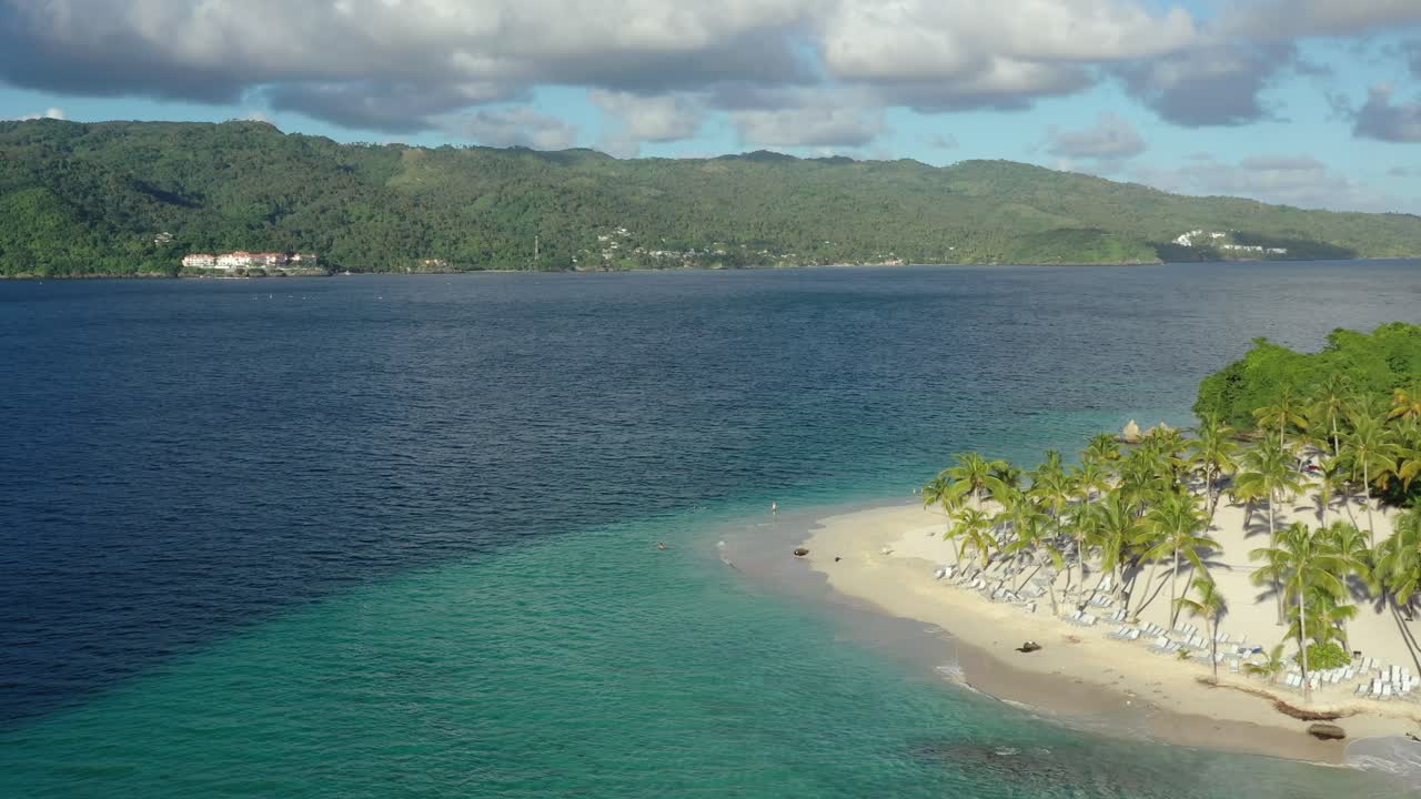 cayo levantado o isla bacardí, samana en república dominicana