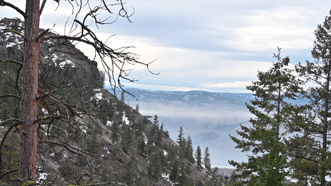 despertando colinas en el silencio de las tierras altas