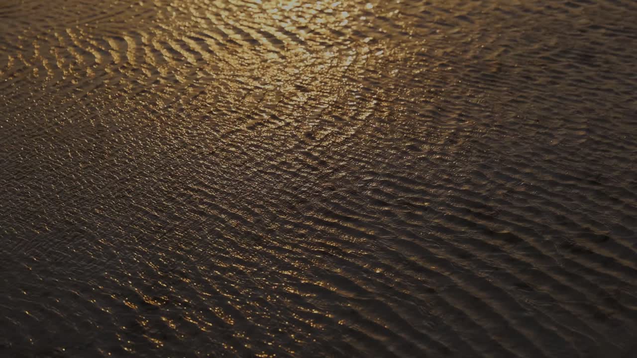 superficie de agua azul, paisaje marino claro