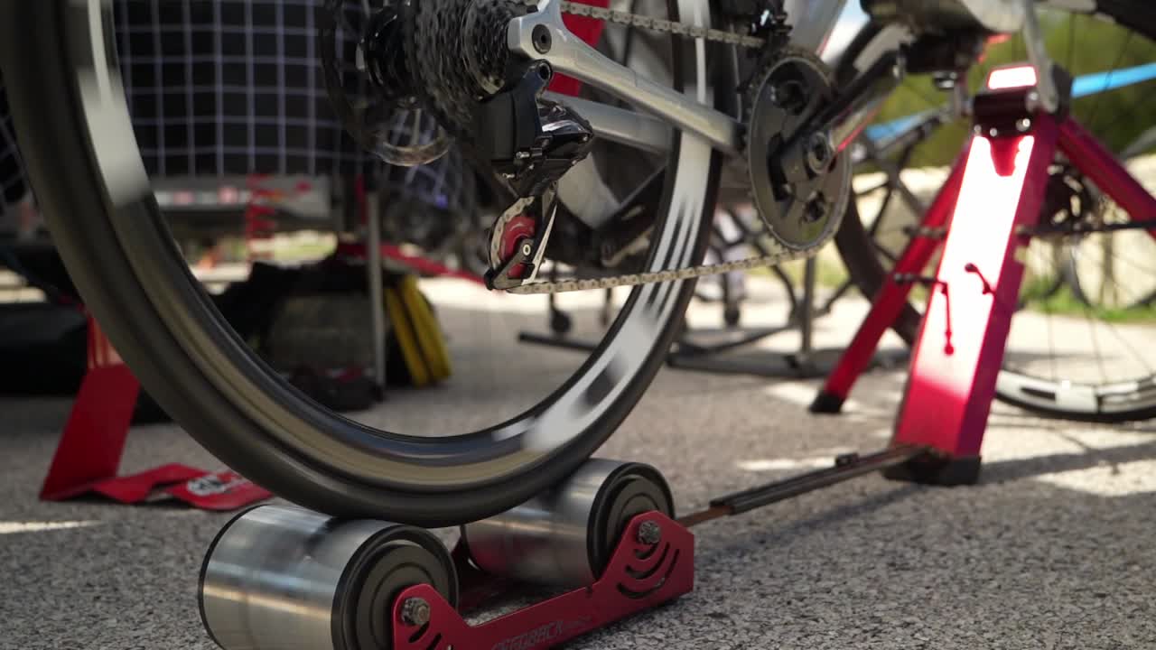 경주 날 자전거 타기 훈련 120 fps