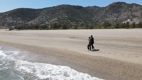 Cita-De-Amor-En-La-Playa