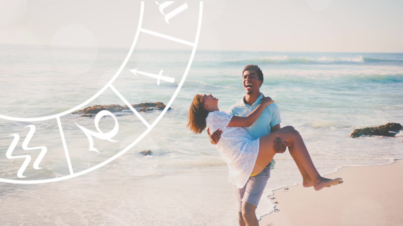 Animation d'horoscope se déplaçant au-dessus d'un couple biracial heureux sur la plage