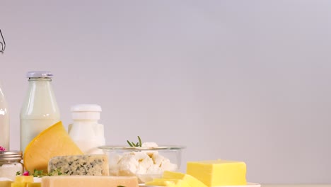 variedad de productos lácteos